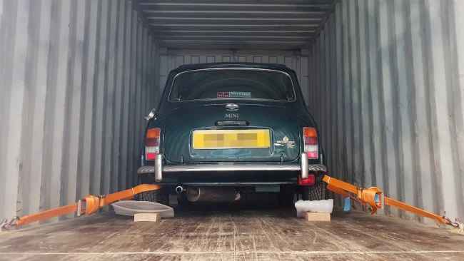 Vehicle Shipping - Container Loading